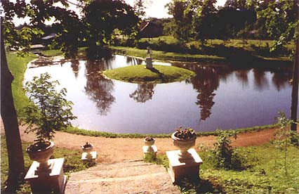 Švėkšnos parko (Žemaitija) fragmentas Švėkšnos parko (Žemaitija) fragmentas